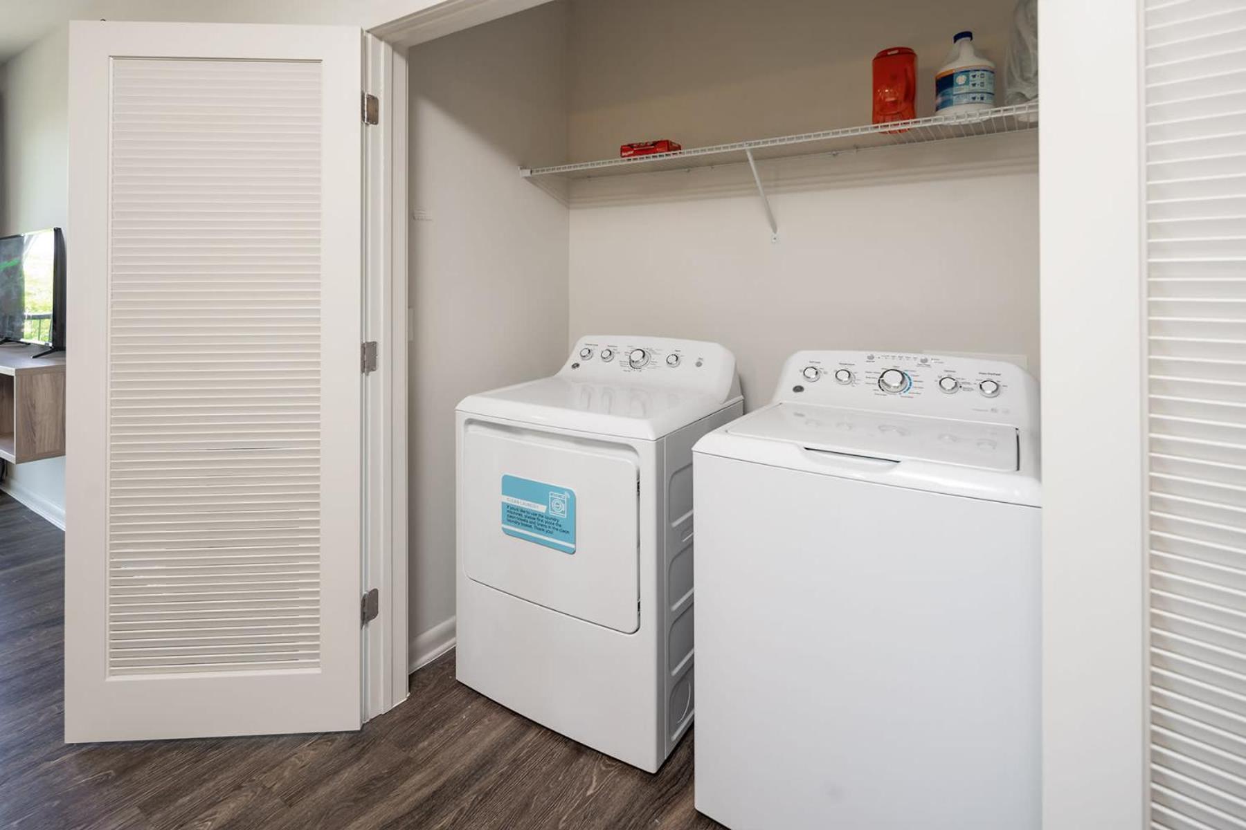 Uptown 4Th Ward Luxury Apt Year-Round Pool Σάρλοτ Εξωτερικό φωτογραφία