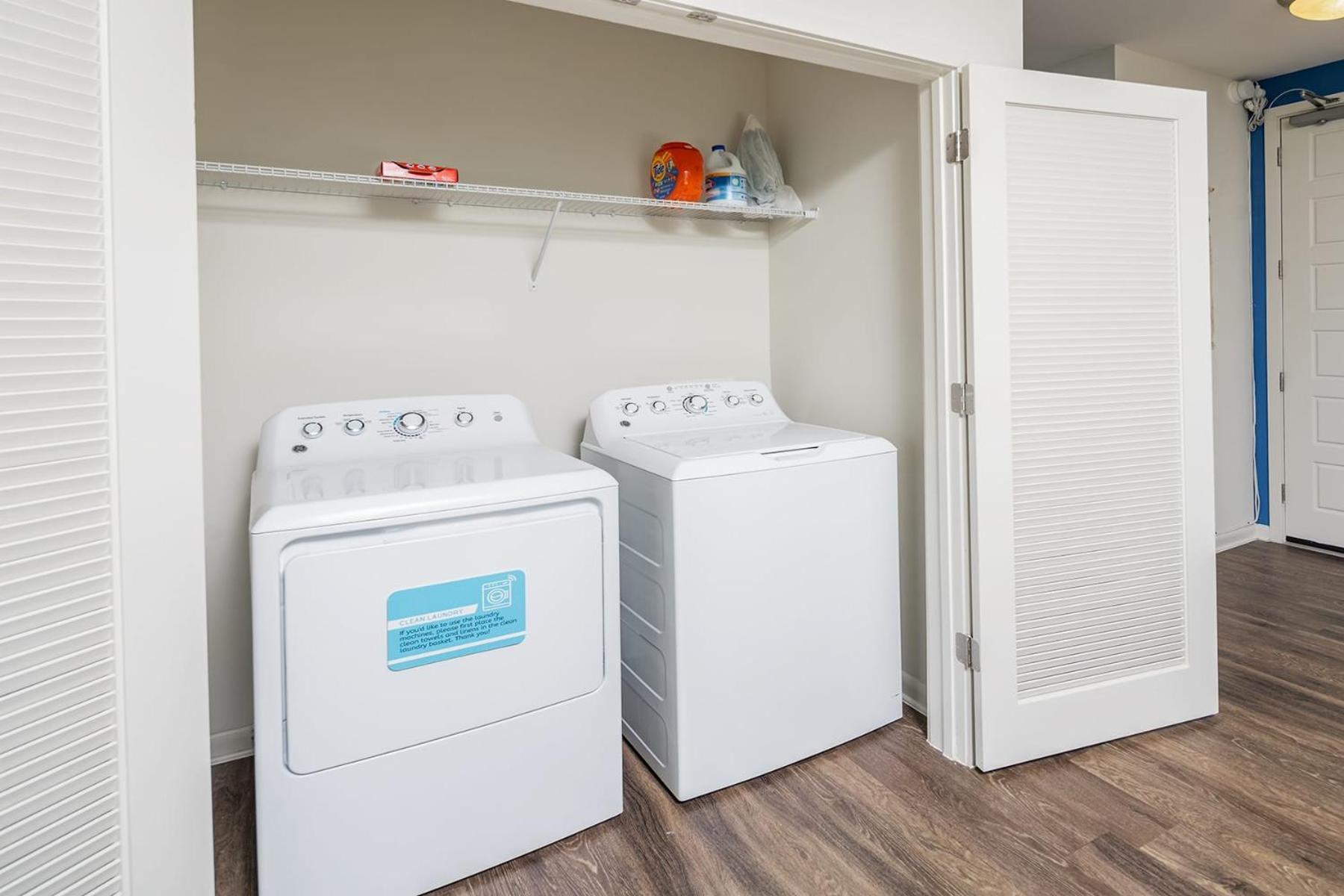 Uptown 4Th Ward Luxury Apt Year-Round Pool Σάρλοτ Εξωτερικό φωτογραφία