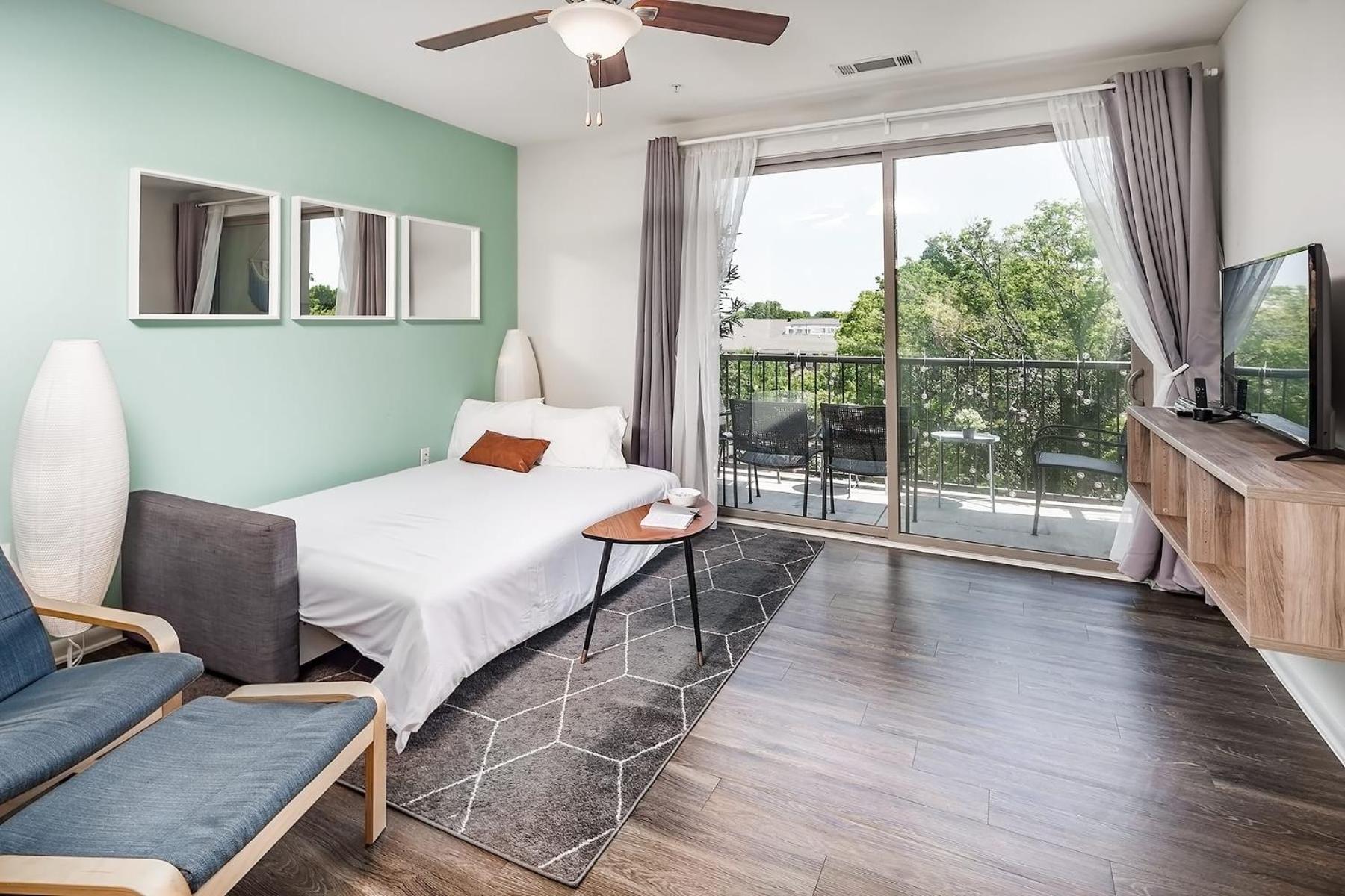 Uptown 4Th Ward Luxury Apt Year-Round Pool Σάρλοτ Εξωτερικό φωτογραφία