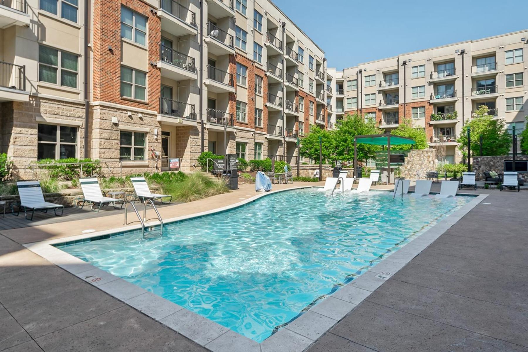 Uptown 4Th Ward Luxury Apt Year-Round Pool Σάρλοτ Εξωτερικό φωτογραφία