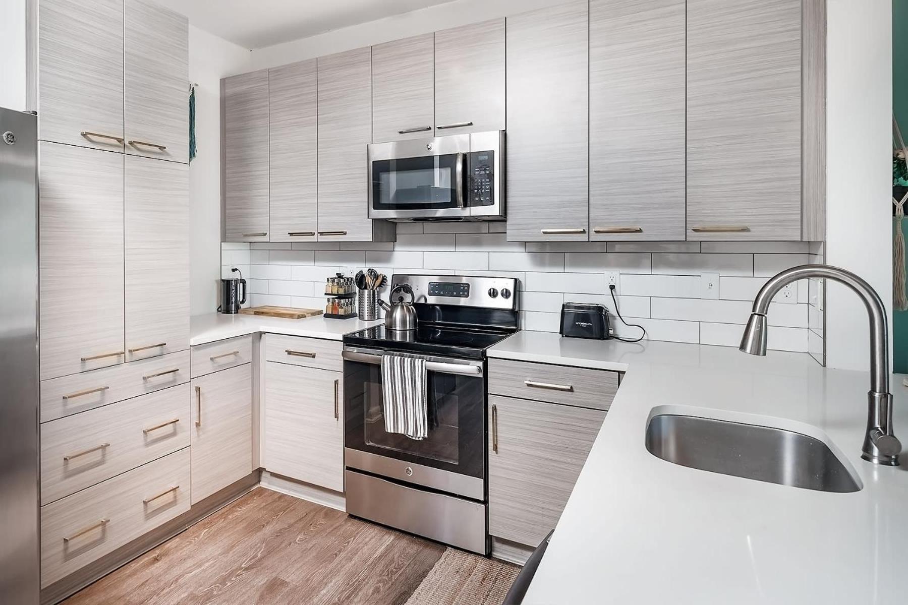 Uptown 4Th Ward Luxury Apt Year-Round Pool Σάρλοτ Εξωτερικό φωτογραφία