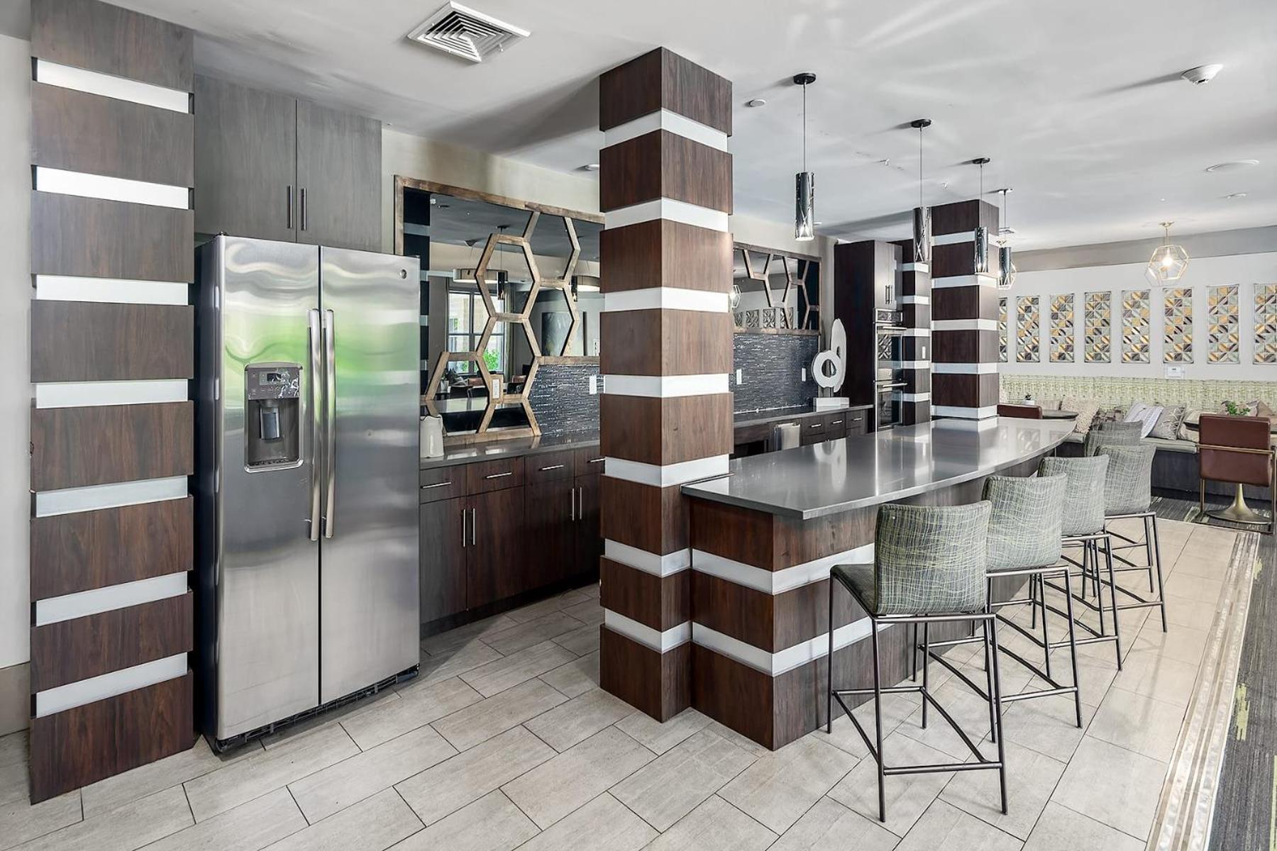 Uptown 4Th Ward Luxury Apt Year-Round Pool Σάρλοτ Εξωτερικό φωτογραφία