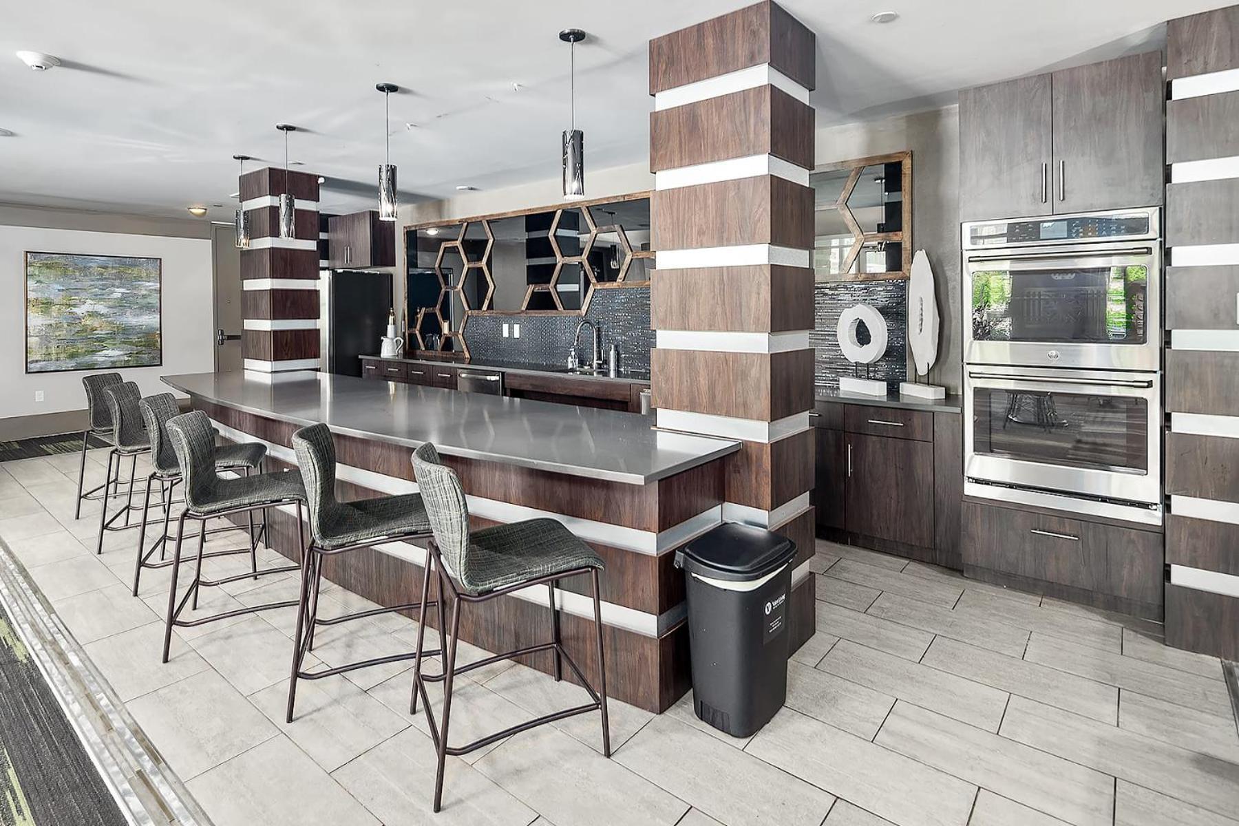 Uptown 4Th Ward Luxury Apt Year-Round Pool Σάρλοτ Εξωτερικό φωτογραφία